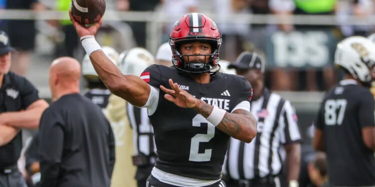 Jacksonville State Gamecocks quarterback Gavin Wimsatt (2) warms up before the game against the UCF Knights.