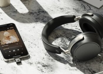 Sennheiser’s new headphones support high-res audio without a wire