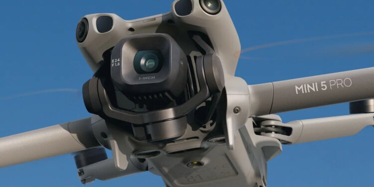 The FCC just gave itself the power to make a DJI drone ban stick