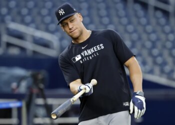 Aaron Judge works on his swing during the Yankees' practice on Oct. 3, 2025 in preparation for their ALDS battle against the Blue Jays which begins on Saturday.