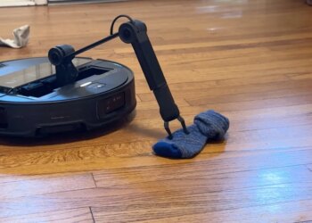 The best robot vacuum deals you can snag during Amazon’s fall Prime Day sale