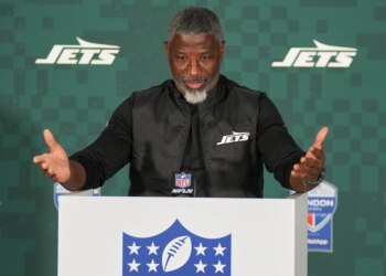 The real Aaron Glenn conversation Jets need to be having