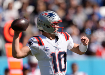New England Patriots quarterback Drake Maye (10) throws during an NFL football game against the Tennessee Titans.