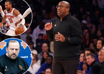 Why Mike Brown has Knicks operating without a playbook