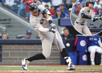 Yankees' late push provides hope that series isn't over just yet