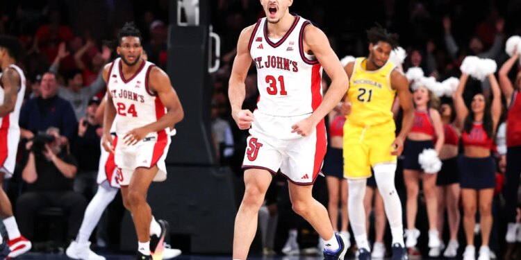 Bet $5, get $300 in bonus bets if your bet wins for St. John's vs. Quinnipiac