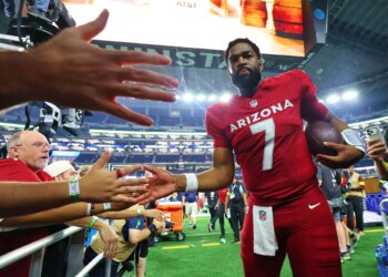 Bet $5, get $150 in bonus bets if your bet wins for Cardinals vs. Seahawks