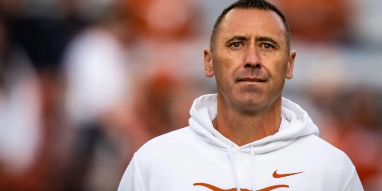 Get a 20% first deposit match up to $1,500 for Week 12’s biggest games