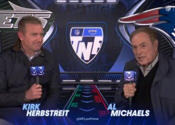 Al Michaels (r.) and Kirk Herbstreit (l.) calling Jets-Patriots on "Thursday Night Football" on Nov. 13, 2025.