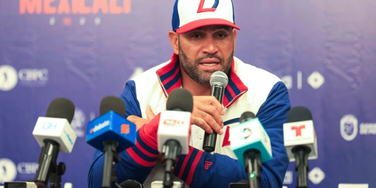 Albert Pujols a pool for Padres manager