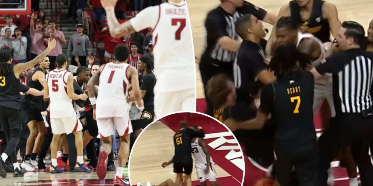 Arkansas-Winthrop brawl results in four ejections in crazy scene