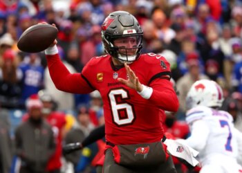Tampa Bay Buccaneers quarterback Baker Mayfield (6) throws a pass against the Buffalo Bills during the first half of an NFL football game, Sunday, November 16, 2025, in Orchard Park, N.Y.