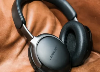 Bose and Sony headphones are up to $200 off in the run-up to Black Friday