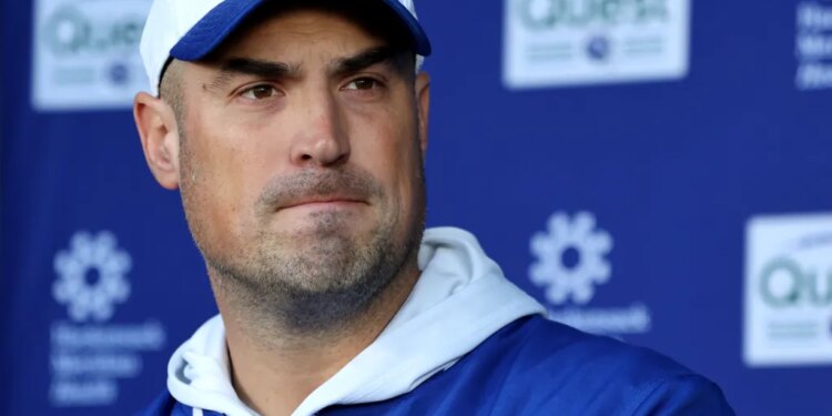 Giants coach Mike Kafka speaks to the media before practice on Nov. 19, 2025.