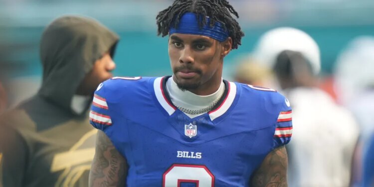 Football player wearing a Bills jersey with the number 0.