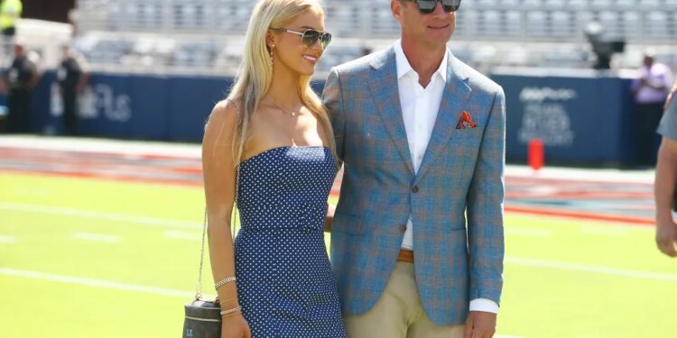 Landry Kiffin with her dad, Ole Miss football coach Lane Kiffin.