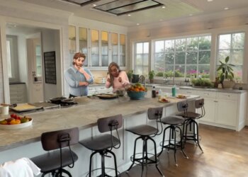 Meta’s Hyperscape is ready to turn your real living room into a VR hangout