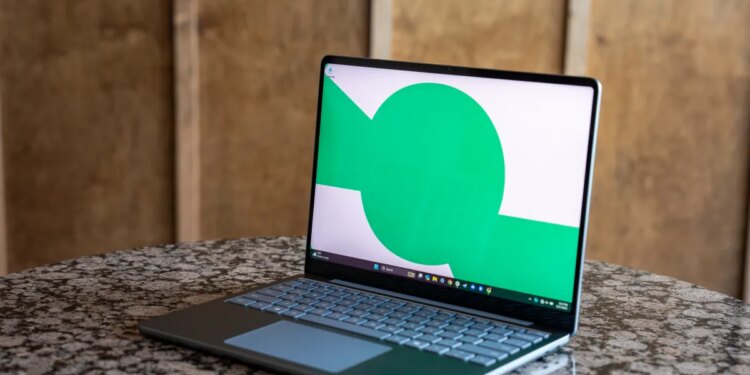 Microsoft’s latest 13-inch Surface Laptop is down to $549.99, a new record low price