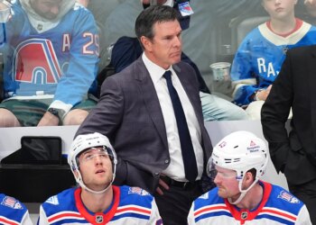 Rangers' Mike Sullivan right to not push Thanksgiving panic button