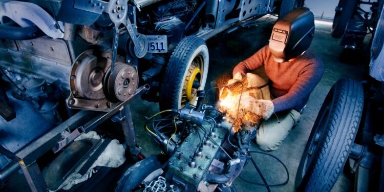 The CEO of an auto repair company is warning consumers that costs are set to soar higher thanks to tariffs.