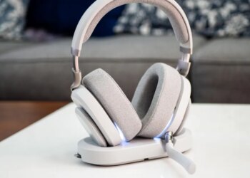 The best gaming headset I tried this year is $30 off for Black Friday