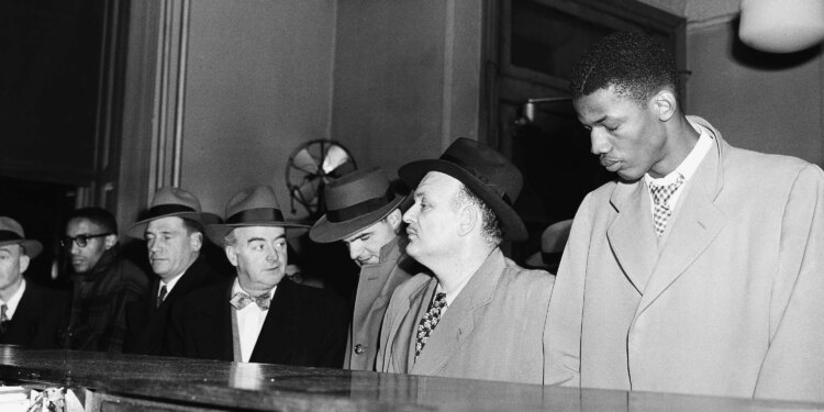 The young hoopsters and violent mobsters who first stained basketball with scourge of gambling