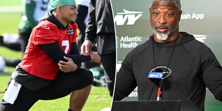 There's a darker side to Aaron Glenn's starting quarterback game