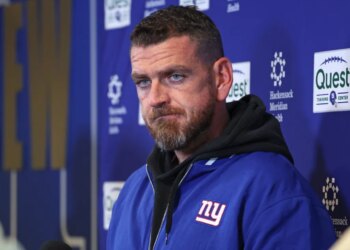 New York Giants Interim Offensive Coordinator Tim Kelly speaks during a press conference.