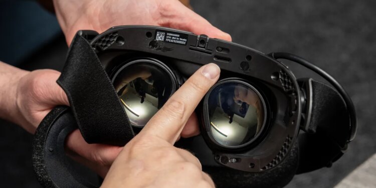 Valve is making microSD cards the next game cartridges