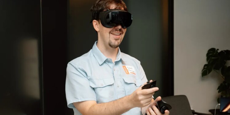 Valve’s new VR streaming trick won’t just work with its own headset