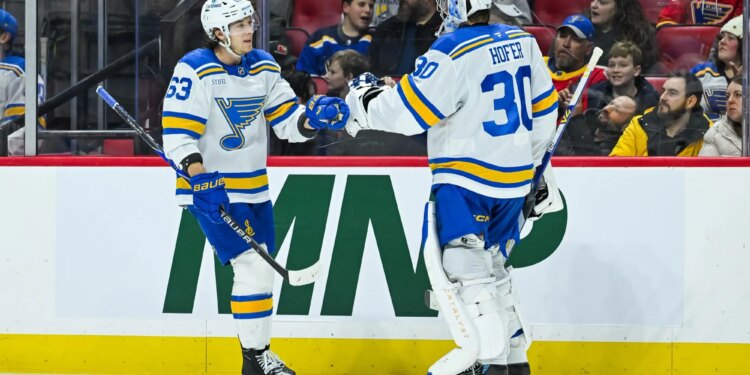 DraftKings Missouri promo: Bet $5 get $300 in bonus bets for Blues vs. Bruins