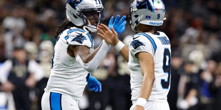 DraftKings promo: Bet $5 and get $200 in bonus bets for Seahawks vs. Panthers