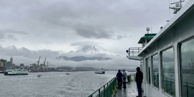 AI image generators are getting better by getting worse