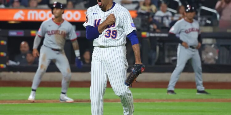 New York Mets pitcher Edwin Díaz (39) reacts to closing the ninth inning when the New York Mets played the Cleveland Guardians Monday, August 4, 2025 at Citi Field in Queens, NY.