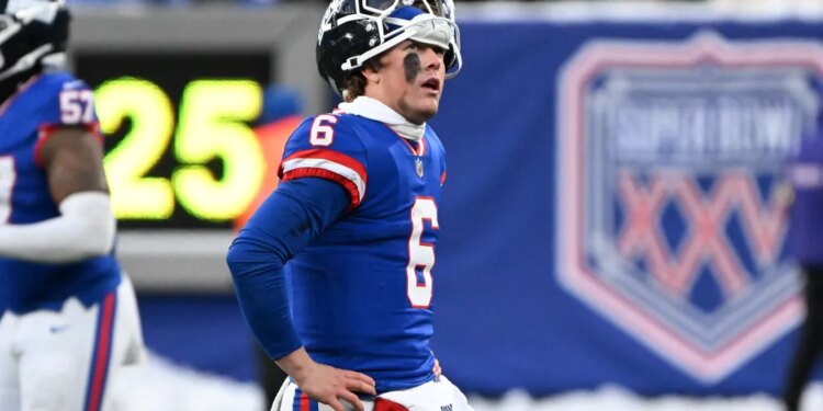 12/14/25 - Quarterback Jaxson Dart #6 of the New York Giants reacts on the field during the fourth quarter of the Giants and Washington Commanders game in East Rutherford, NJ. The Commanders won 29-21.