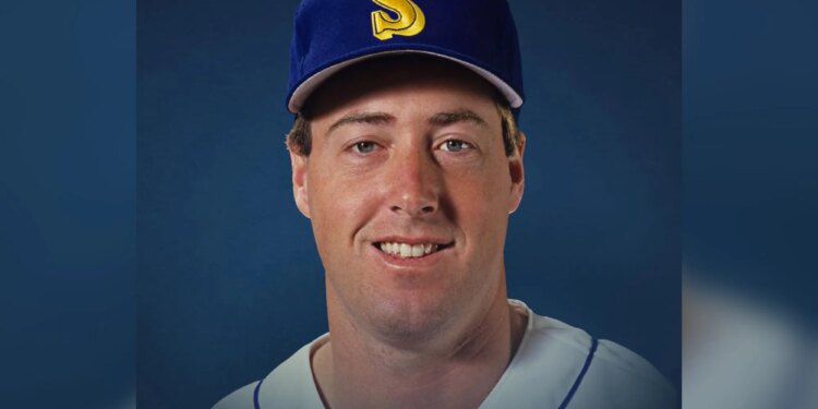 Former Seattle Mariners first round pick Mike Campbell dead at 61