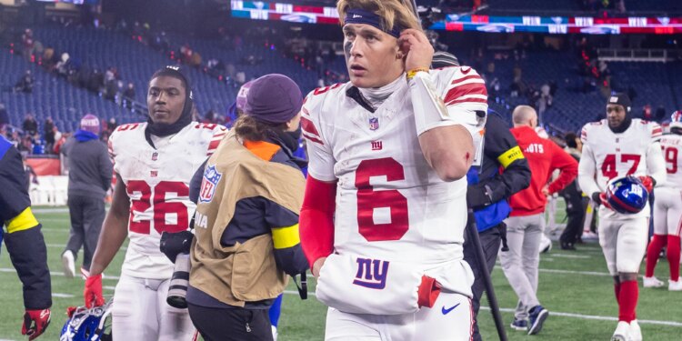 Giants Week 13 report card: New defensive coordinator flops