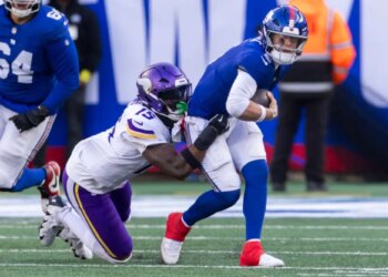 Giants crawling toward wrong side of history with woeful loss to Vikings