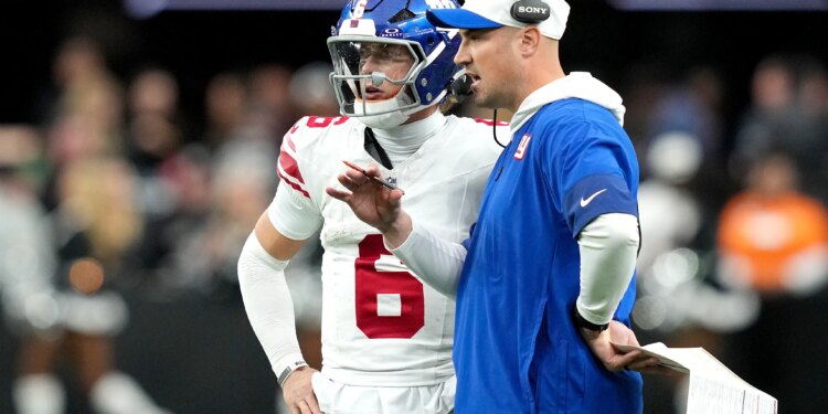 Giants takeaways, report card from NFL Week 17 win over Raiders