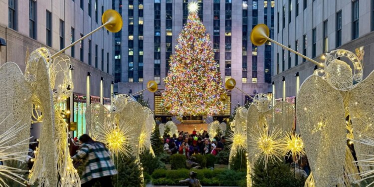 How to watch 2025 Rockefeller Center Christmas tree lighting live