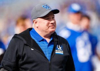 Kentucky Wildcats head coach Mark Stoops.