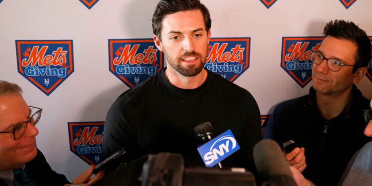 Clay Holmes speaking at the New York Mets Annual Kids Holiday Party.