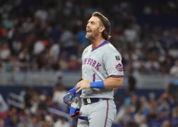The Mets traded Jeff McNeil to the A's.