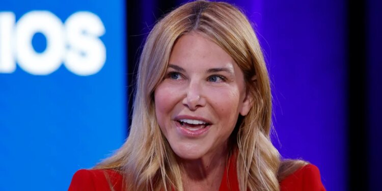 OpenAI hires Slack’s CEO as its chief revenue officer