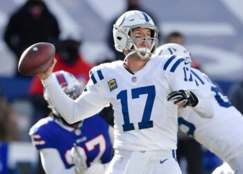 Indianapolis Colts quarterback Philip Rivers (17) throws a pass.