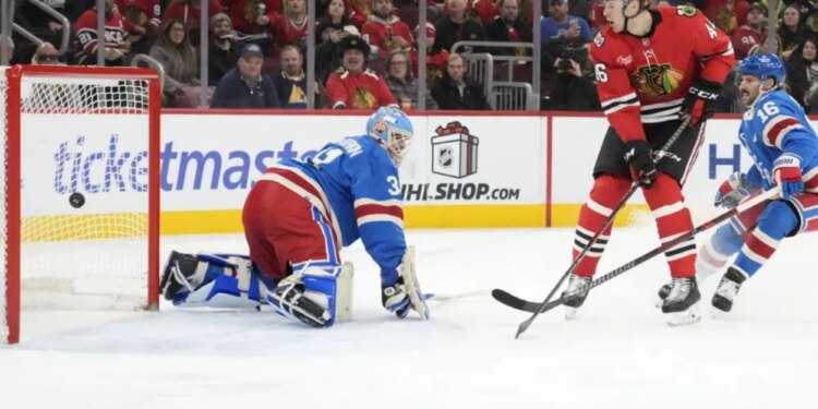 Rangers flop in ugly shutout loss to rebuilding Blackhawks