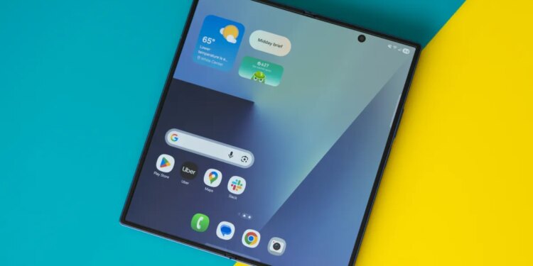 Samsung ‘Wide Fold’ rumored to rival Apple’s foldable next year