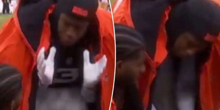 Shedeur Sanders, Jerry Jeudy get animated in sideline conversation