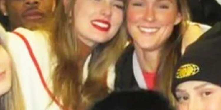 Taylor Swift and Kylie Kelce