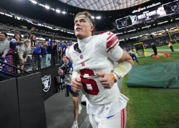 There is no doubt Giants are Jaxson Dart's team